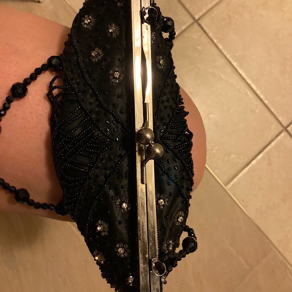 Unique & Beautiful Cache Bag - Picture 7 of 7